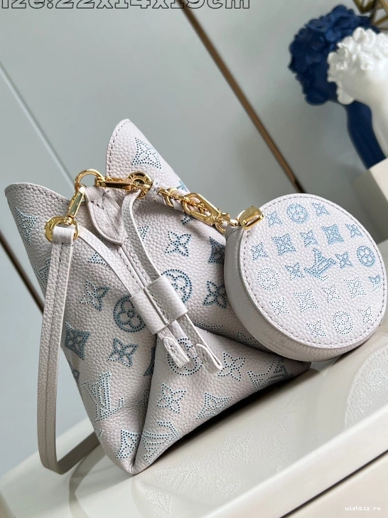WIS BELLA VUITTON LOUIS 0811